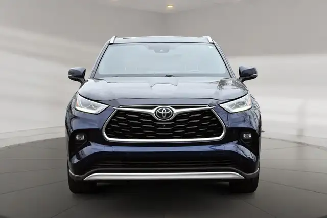 2021 Toyota Highlander 2021 LIMITED + AWD + GPS + CUIR + TOIT +  in Cars & Trucks in Longueuil / South Shore - Image 3