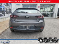 La Mazda 3 GT 2021 offre un équilibre parfait entre technologie avancée, équipement de série haut de... (image 3)