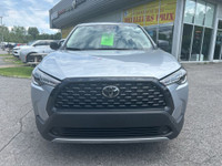 Local trade. Equipped with heated seats, lane assist, back up camera, bluetooth and more! We are loc... (image 1)