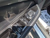 • Power_Steering • Power_Brakes • Power_Windows • Power_Seat • Power_Locks • Keyless_Entry • Air_Con... (image 9)
