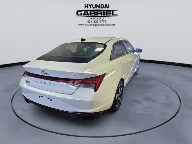 2023 Hyundai Elantra LUXURY in Cars & Trucks in City of Montréal - Image 4
