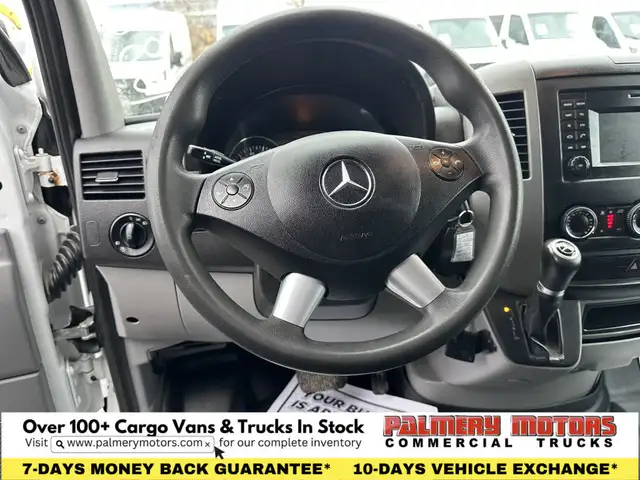 2017 Mercedes-Benz Sprinter 2500 144" HIGH ROOF 4X4 +LOW RANGE dans Autos et camions dans Région de Mississauga/Peel - Image 44