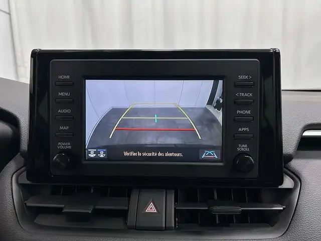 2020 Toyota RAV4 XLE AWD - TOIT OUVRANT - VOLANT CHAUFFANT - MAG in Cars & Trucks in Québec City - Image 23