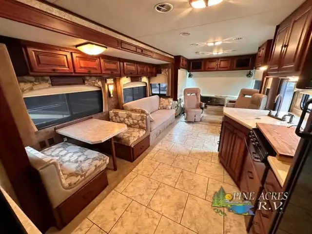 2011 Tiffin Motorhomes Open Road Allegro 32CA 53K Milles Best Pr in RVs & Motorhomes in Moncton - Image 40