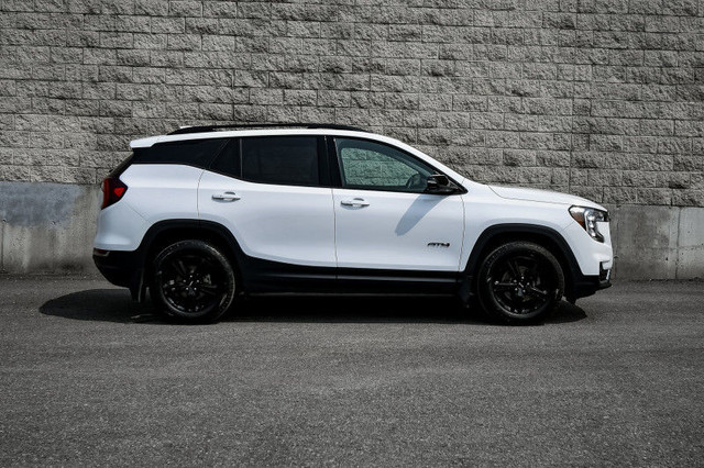 2022 GMC Terrain AT4 • SUNROOF • HEATED LEATHER • 360 CAM in Cars & Trucks in Cornwall - Image 2