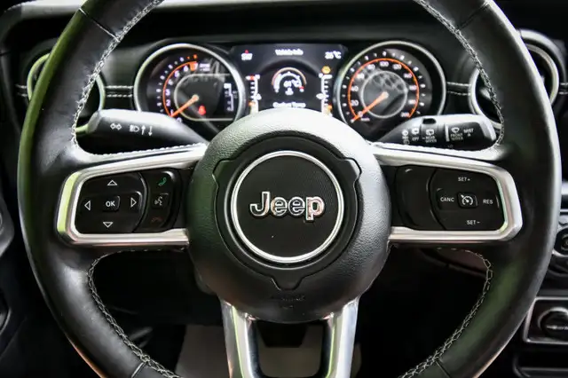 2018 Jeep Wrangler Unlimited Sahara • HEATED SEATS/STEERING • NA in Cars & Trucks in Cornwall - Image 13