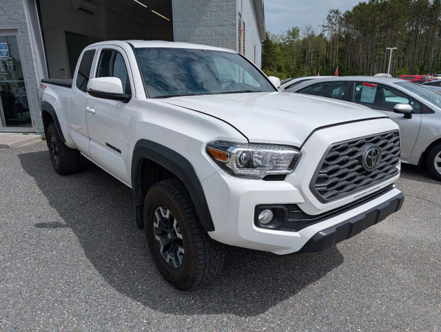 2023 Toyota Tacoma TRD OFF ROAD 4X4, GARANTIE JUSQU EN 2027, in Cars & Trucks in Sherbrooke