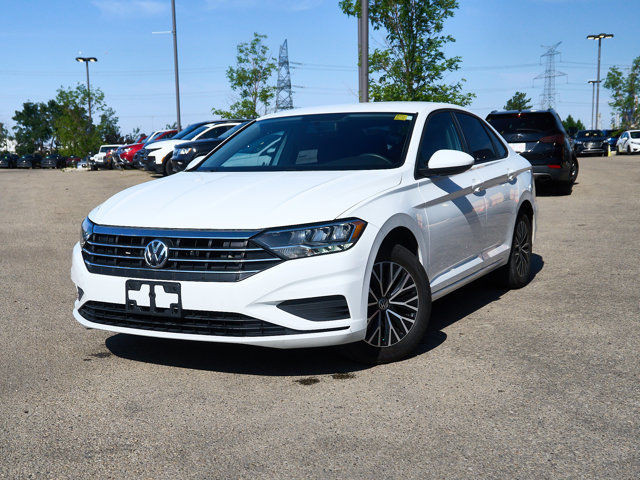 2021 Volkswagen Jetta Comfortline | Auto | 1.4T | Apple CarPlay in Cars & Trucks in Edmonton