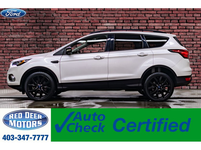 2019 Ford Escape AWD Titanium Nav Roof BCam in Cars & Trucks in Grande Prairie