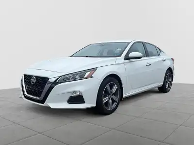 WAS: $25998 NOW: $25295Altima SE AWD with Nissan Safety Shield® 360, Apple CarPlay and Heated Seats!...
