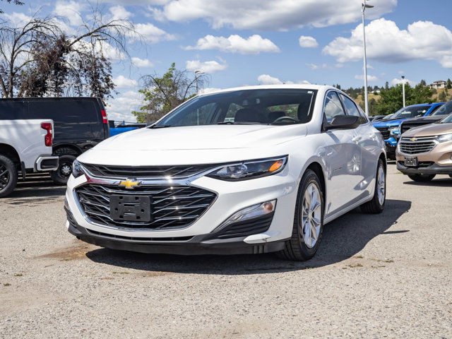 2022 Chevrolet Malibu LS FWD in Cars & Trucks in Kelowna - Image 4