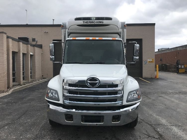 2017 Hino Truck 258LP FROZEN in Heavy Trucks in City of Montréal - Image 2
