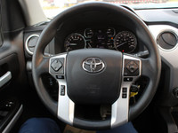 TRUCK FEATURES »» Towing capacity up to 4,399 kg »» Durable 4x4 drivetrain for all conditions »» Fou... (image 9)