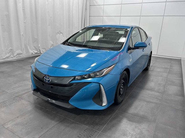 2020 Toyota Prius Prime SIEGES CHAUFFANTS - VOLANT CHAUFFANT - S in Cars & Trucks in Québec City - Image 3