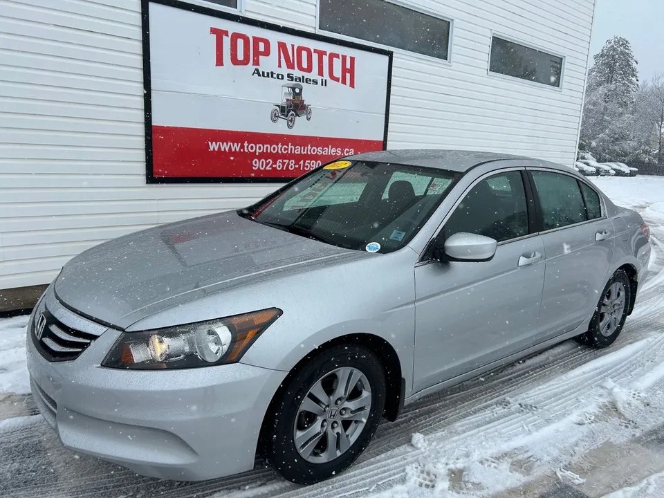 2012 Honda Accord SE - LOW KMS!!, Alloy rims, Cruise control, A.