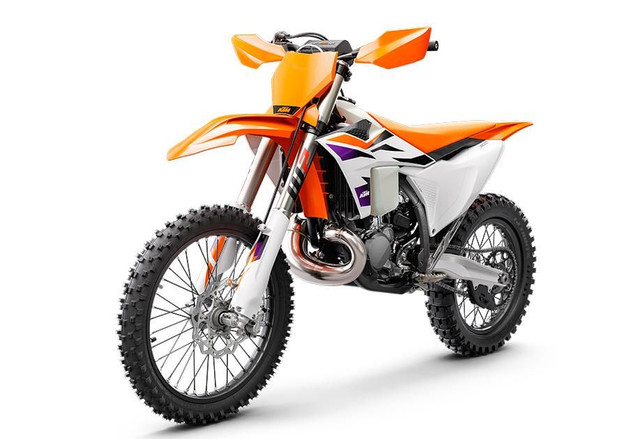 2024 KTM 300 XC in Dirt Bikes & Motocross in Longueuil / South Shore - Image 4