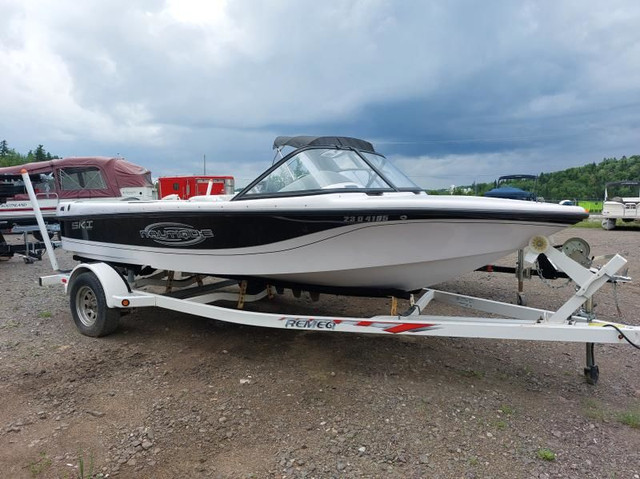 2002 Correct Craft SKI NAUTIQUE 196 CD AIR NAUTIQ in Powerboats & Motorboats in Laurentides - Image 2