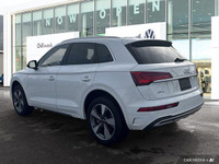 This Audi Q5 boasts a Intercooled Turbo Gas/Electric I-4 2.0 L/121 engine powering this Automatic tr... (image 2)