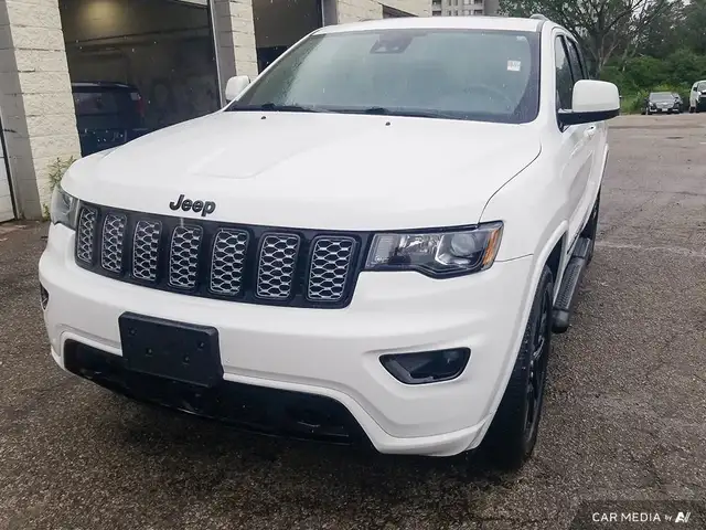 2021 Jeep Grand Cherokee Laredo ALTITUDE | SUNROOF | PROTECH... in Cars & Trucks in London - Image 9