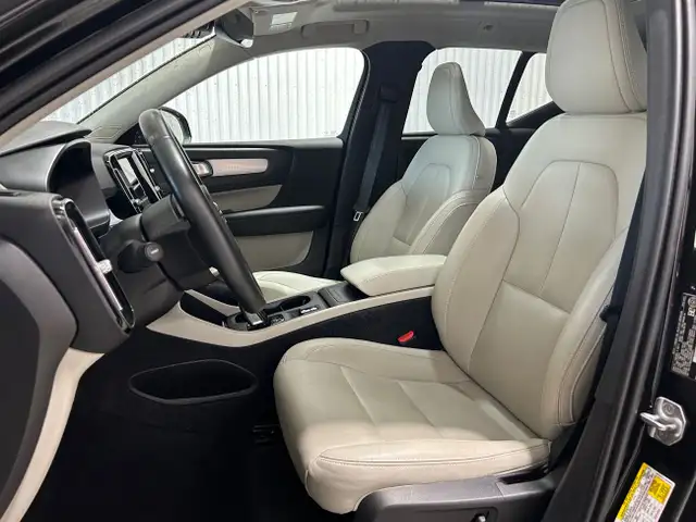 2021 Volvo XC40 Momentum T5 AWD Toit Panoramique Cuir Mags in Cars & Trucks in Shawinigan - Image 16