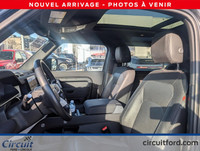 Le Land Rover Defender 2023 hybride X-Dynamic SL est une version hybride légère (MHEV) du Defender 1... (image 4)