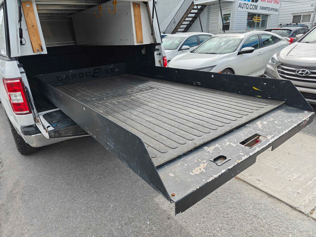 2020 Ford F-150 XLT EXTRA CLEAN, LONG BOX 4X4 in Cars & Trucks in Ottawa - Image 2