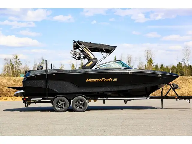 2024 Mastercraft XT 24 in Powerboats & Motorboats in Québec City - Image 2