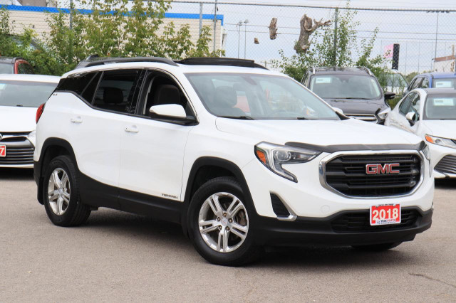 2018 GMC Terrain SLE | AWD | Pano Roof | Nav | Cam | Cold AC & M in Cars & Trucks in Oshawa / Durham Region - Image 3