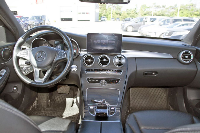 2018 Mercedes-Benz C-Class C 300 4MATIC Sedan in Cars & Trucks in Oshawa / Durham Region - Image 4