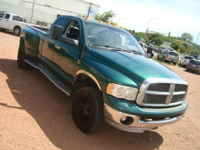 2003 Dodge Ram 3500 QUAD CAB 4X4 DRW 5.9L DIESEL in Cars & Trucks in Edmonton - Image 4