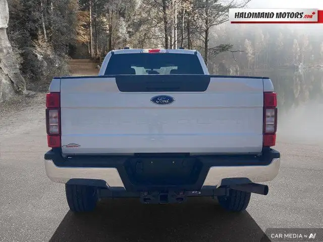 2022 Ford Super Duty F-350 SRW XLT in Cars & Trucks in Hamilton - Image 5