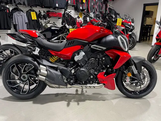2023 Ducati Diavel V4 in Street, Cruisers & Choppers in Kelowna - Image 2