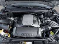 This Dodge Durango boasts a Regular Unleaded V-8 5.7 L/345 engine powering this Automatic transmissi... (image 6)