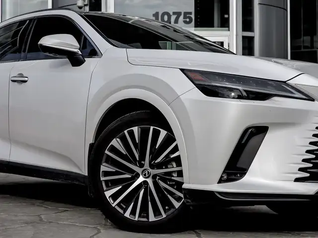 2023 Lexus RX 350H | Ultra Luxury | Lexus Certified | AWD in Cars & Trucks in City of Toronto - Image 4
