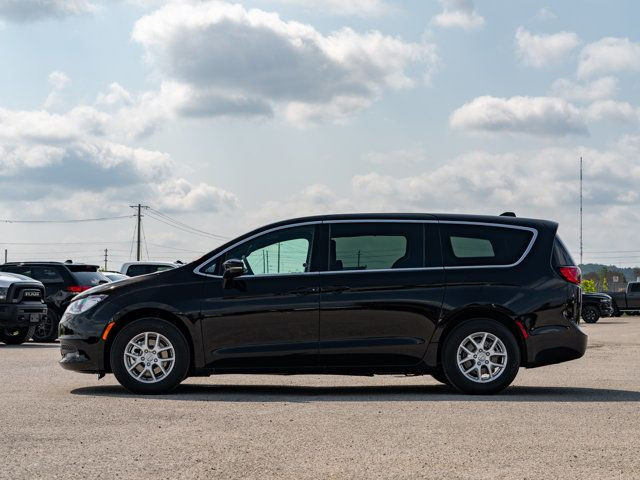2025 Chrysler Grand Caravan SXT in Cars & Trucks in Barrie - Image 4