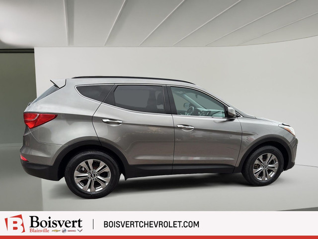 Hyundai Santa Fe SPORT/PREMIUM/GROUPE CHAUFFANT/JANTES/ in Cars & Trucks in Laval / North Shore - Image 4