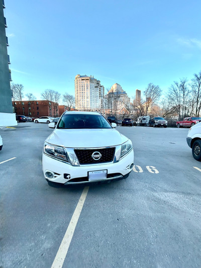 2014 Nissan Pathfinder SL