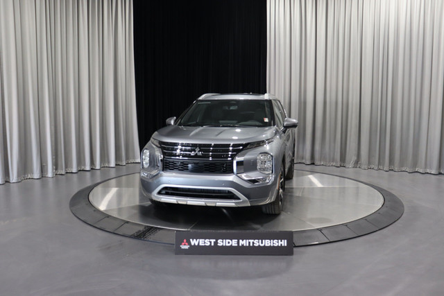 2024 Mitsubishi Outlander PHEV GT GT PREMIUM! in Cars & Trucks in Edmonton - Image 3