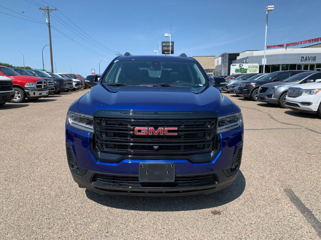 2023 GMC Acadia in Cars & Trucks in Medicine Hat - Image 2