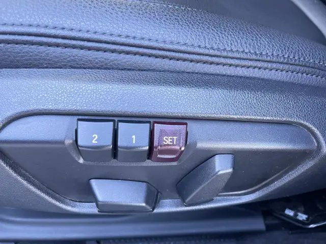 2020 BMW X2 XDrive28i in Cars & Trucks in Laval / North Shore - Image 21