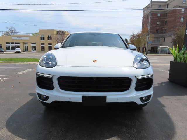 2016 Porsche Cayenne S E-HYBRID AWD - NAVI - LEATHER - MOONROOF  in Cars & Trucks in Oakville / Halton Region - Image 3