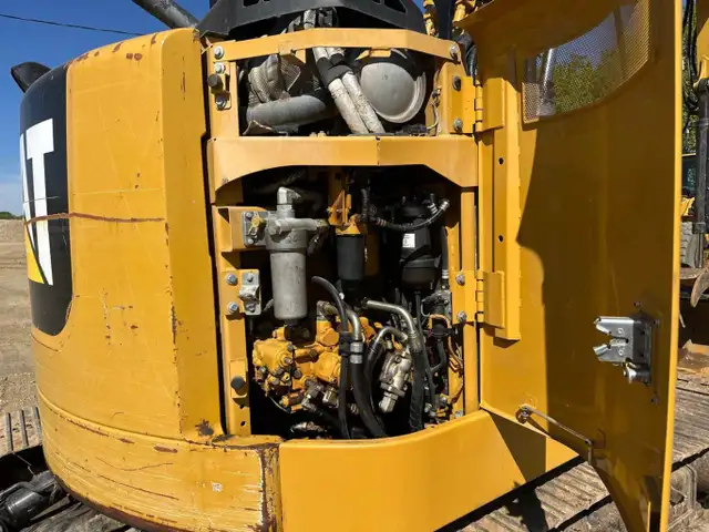 2018 Cat 315FLCR Excavator with Thumb #9708 DP in Heavy Equipment in Edmonton - Image 23