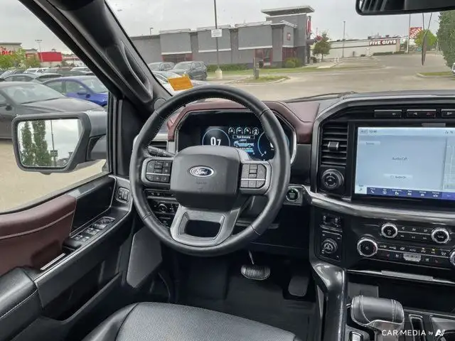 2022 Ford F-150 Lariat | 4WD | Power Tailgate dans Autos et camions dans Grande Prairie - Image 11