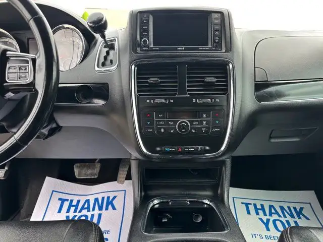 2020 Dodge Grand Caravan Premium Plus in Cars & Trucks in Calgary - Image 14
