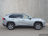 Equipped with AWD, Lithium Ion Traction Battery, heated front seats, Adaptive Cruise Control, Lane K... (image 6)