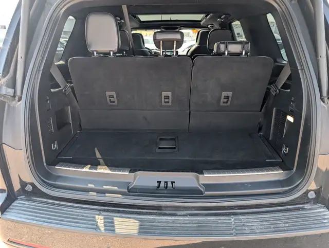 2021 Lincoln Navigator Reserve 3.5L, HIGH OUTPUT, NAVIGATION,... in Cars & Trucks in Calgary - Image 10