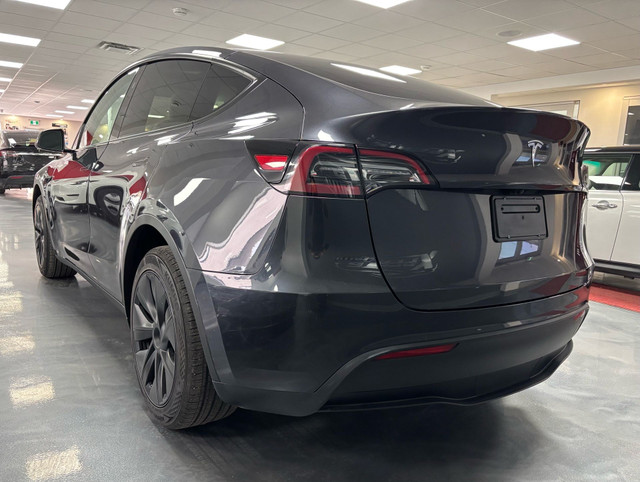 2024 Tesla Model Y RWD in Cars & Trucks in Calgary - Image 4