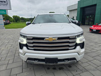2022 Chevrolet Silverado 1500 High Country Crew Cab 4WD with the 5.3L and 81,000kms. One owner vehic... (image 1)