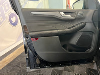 Welcome to the BRAND NEW 2025 FORD ESCAPE ACTIVE, powered by a 1.5L ECOBOOST ENGINE that's paired wi... (image 9)