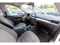 CLEAN CARFAX AND LOW KMS! - 1.5L Engine - AWD - Automatic Transmission - Heated Seats - Backup Camer... (image 6)